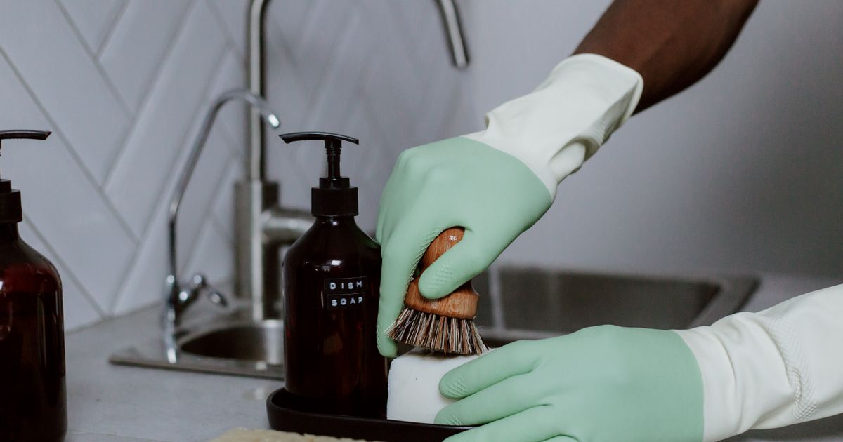 How to Clean Grease Off Stove: 5 Easy Methods