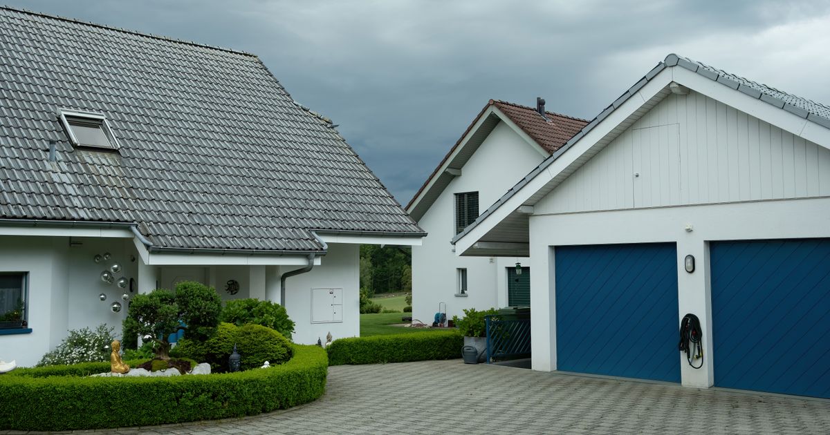 Best Driveway Degreaser 2026: Top 5 Ranked & Tested